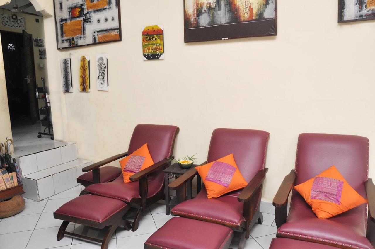 Astiti Guest House Salon And Spa Ubud  Exterior photo